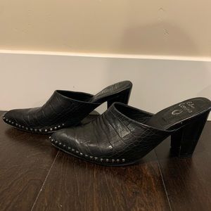 Calleen Cordero Mules